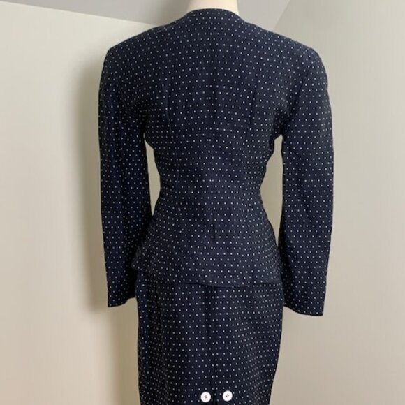 Vintage Louis Feraud skirt suit, navy with white polka dots, US 6 - Picture 3 of 9